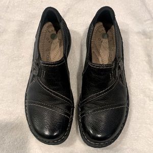 Black Earth Origins leather shoes size 7M